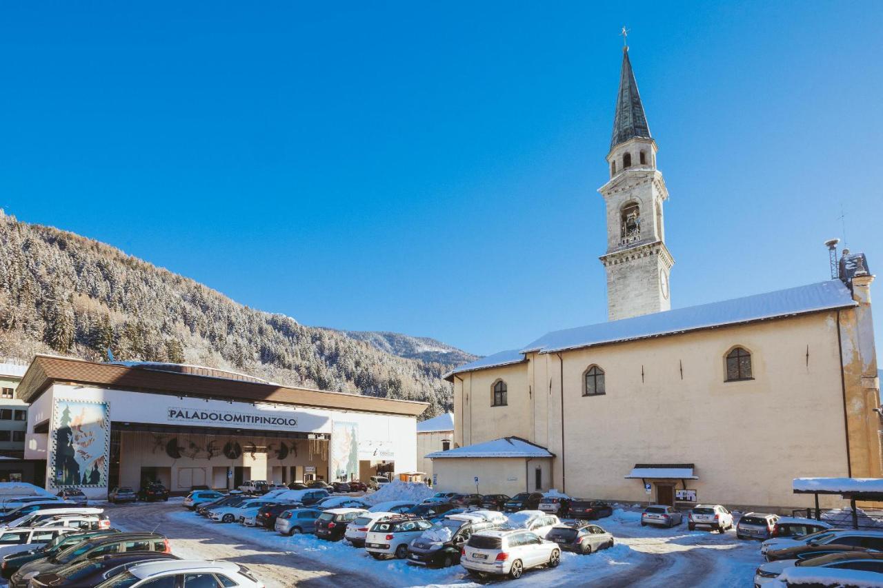 Hotel Collini Pinzolo Bagian luar foto